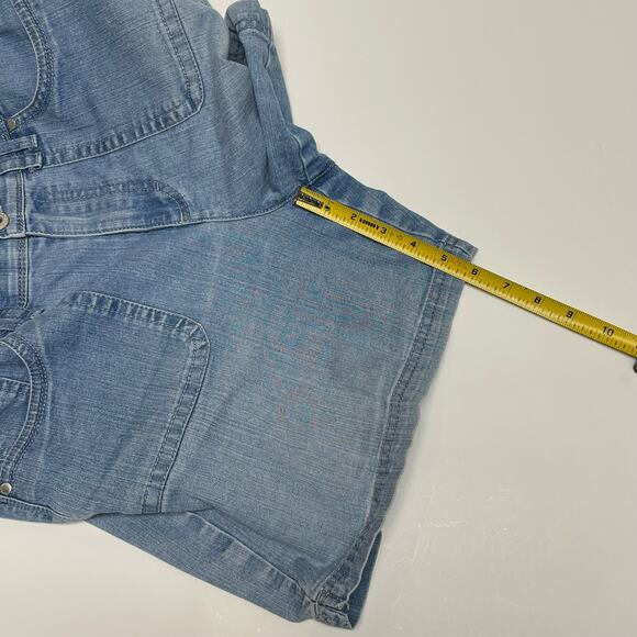 Gloria Vanderbilt Sienna Jean Shorts, Cargo Snap Pocket, Light Wash Missy Size 8 - Picture 7 of 8